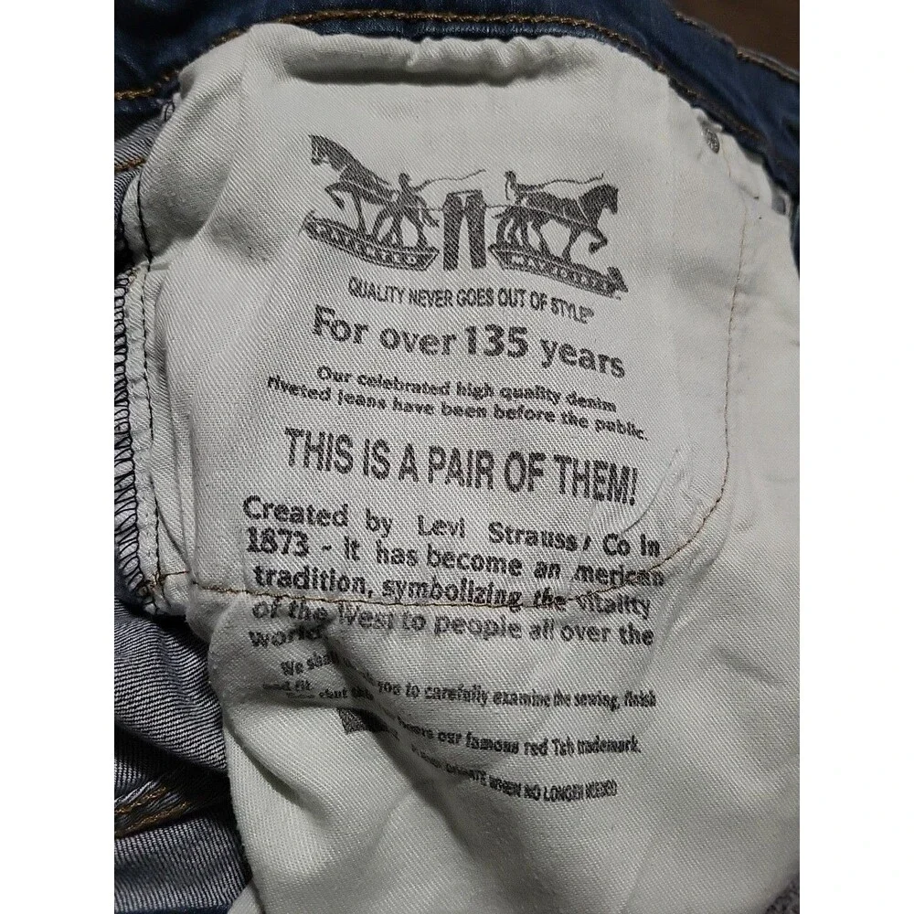 Levis 505 Regular Fit Denim Jeans Size Men's 36x32 Blue  Red Tab